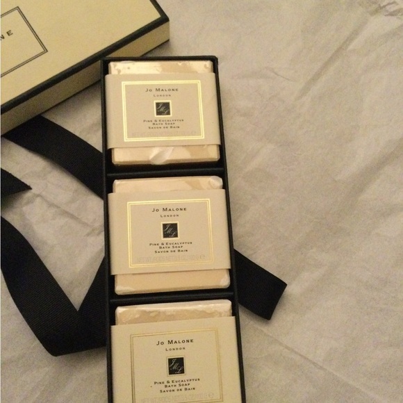 Jo Malone Soap - Picture 2 of 4